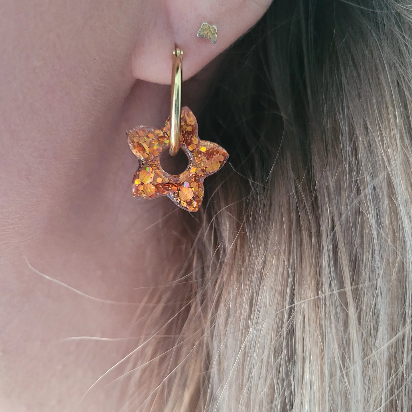 Boucles en résine | Fleurs de Tiaré Orange - L'Atelier de MyMy