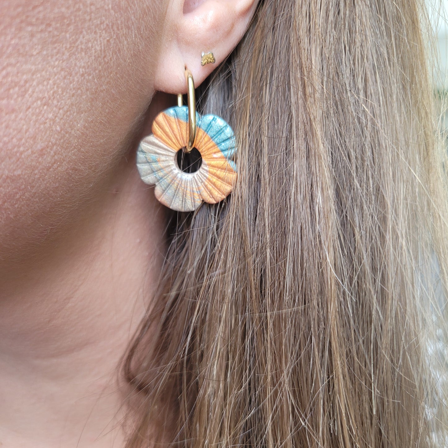 ..Boucles argile polymère | Flower automnale