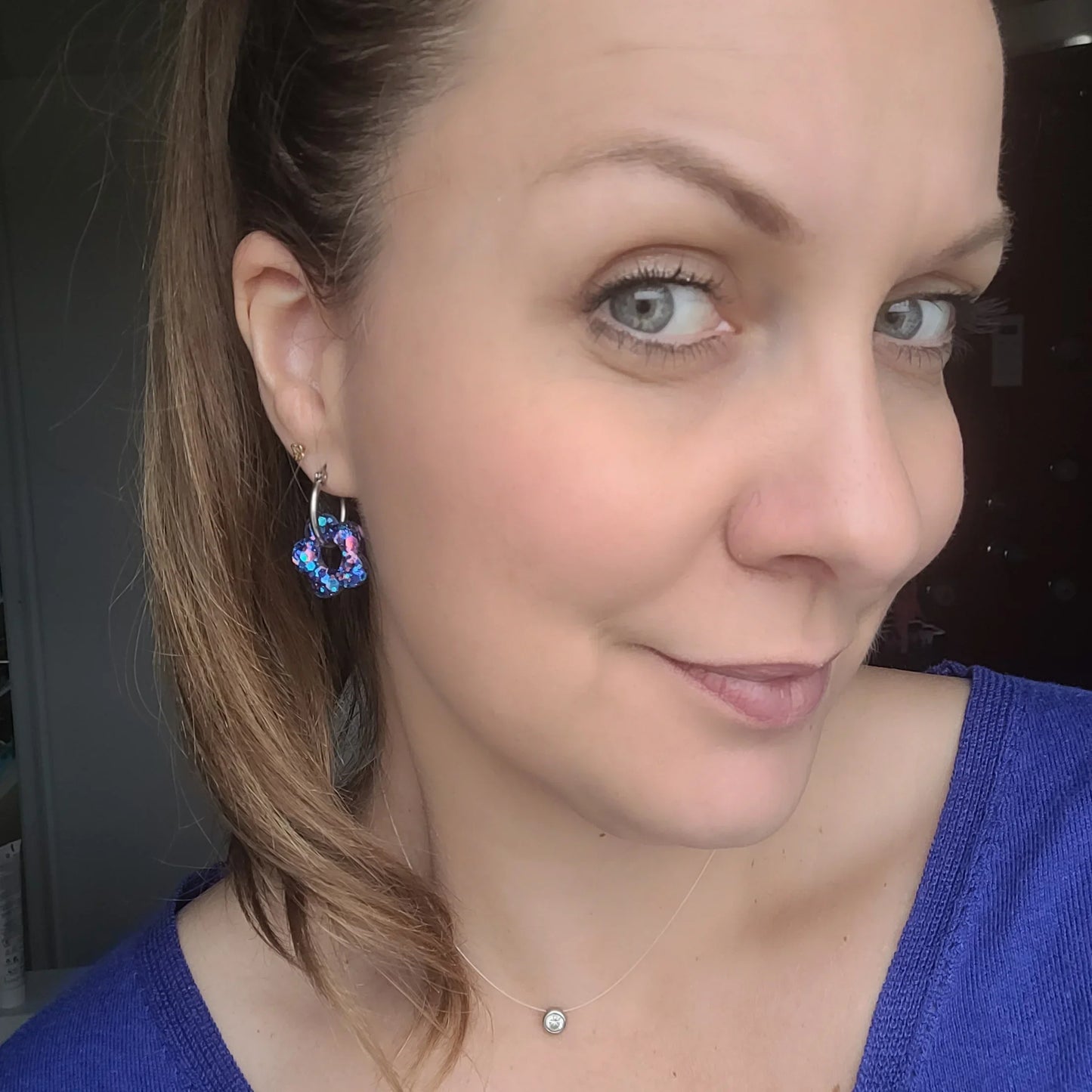 Boucles en résine | Fleurs Bleue et Rose - L'Atelier de MyMy