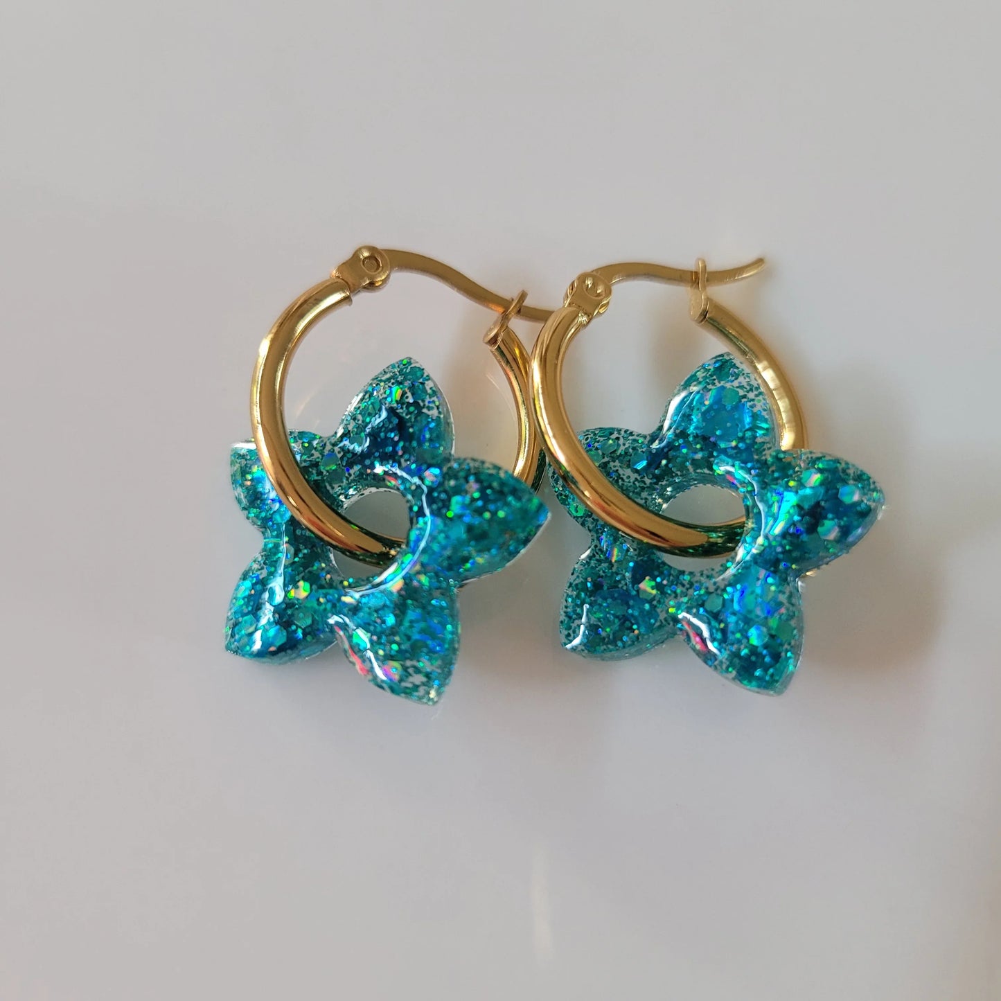 Boucles en résine | Fleurs de Tiaré Turquoise - L'Atelier de MyMy