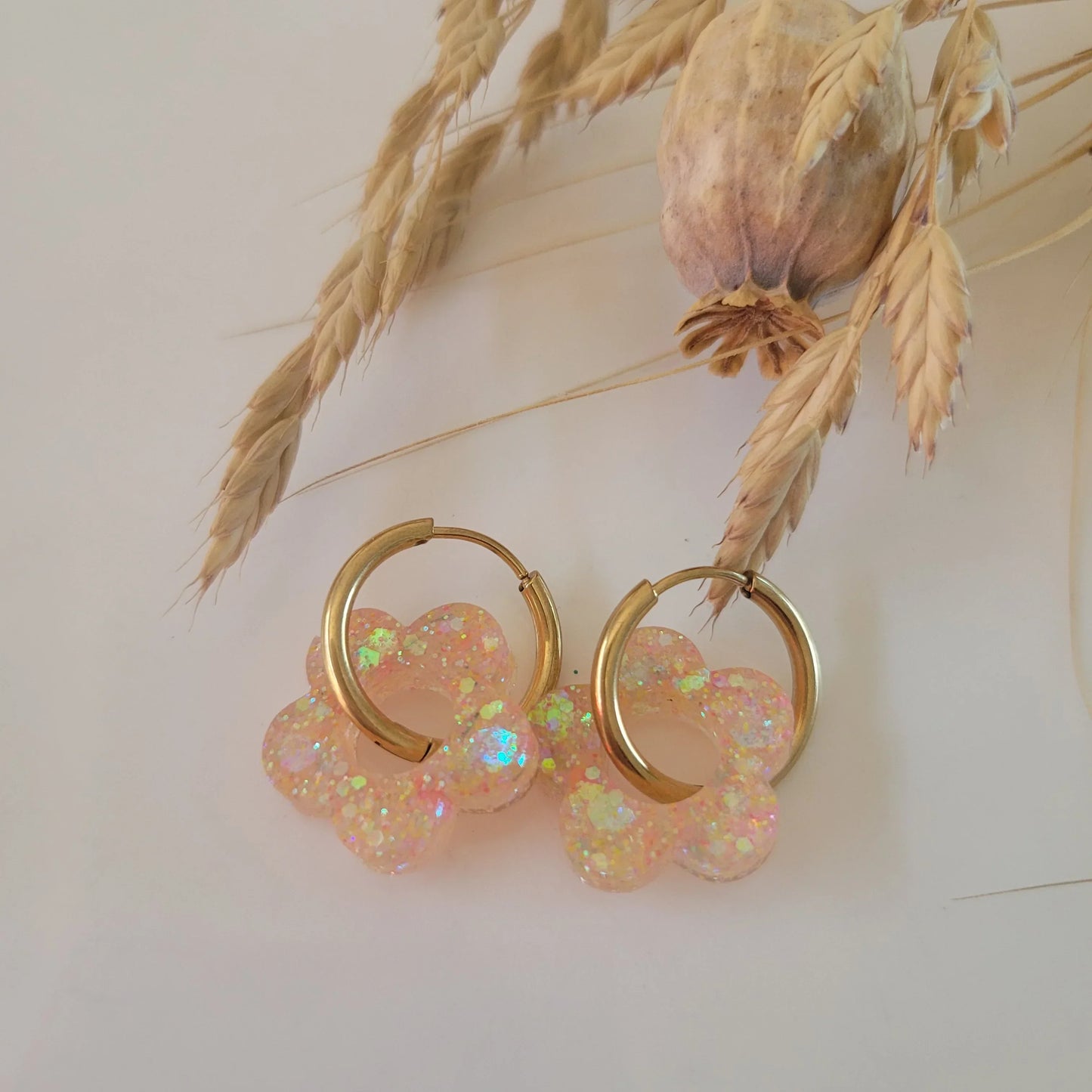 Boucles en résine | Fleurs Soleil Pastel - L'Atelier de MyMy