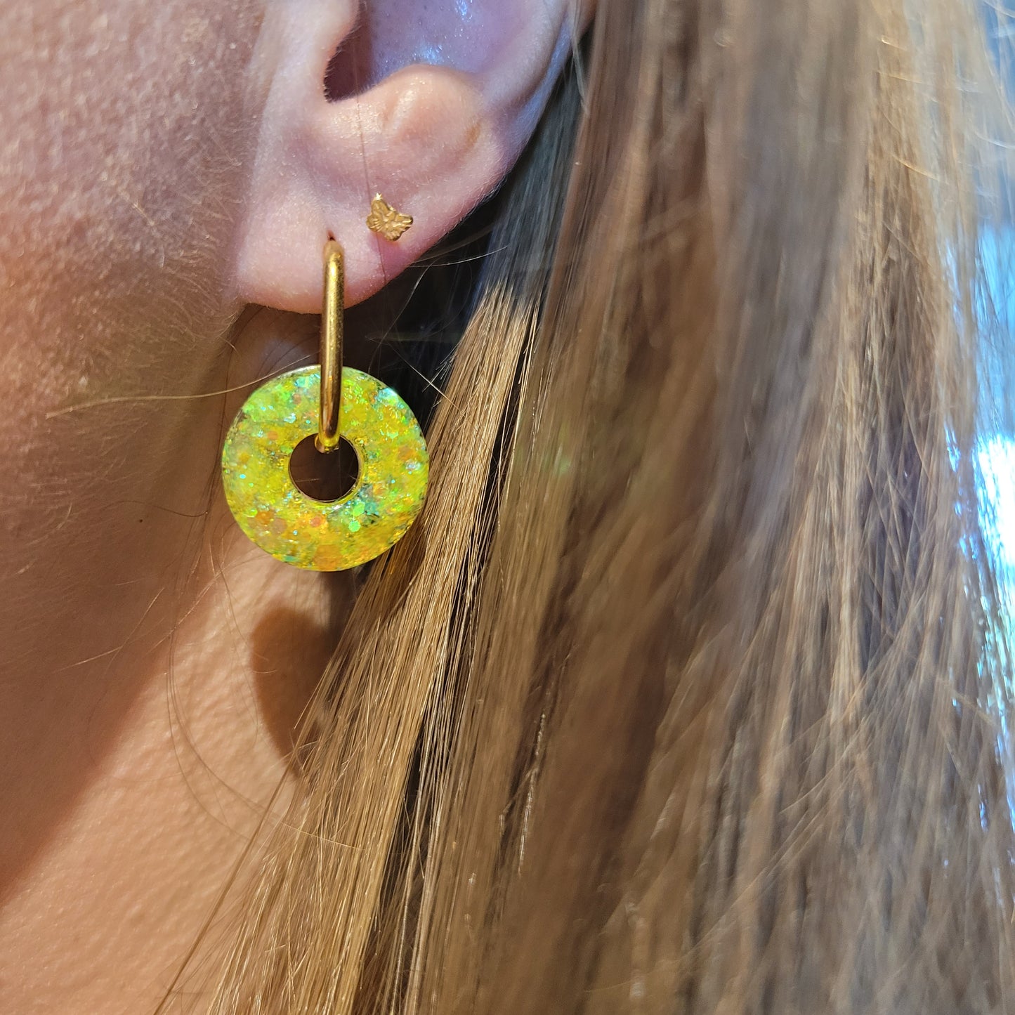 Boucles en résine | Donuts Jaune Fluo