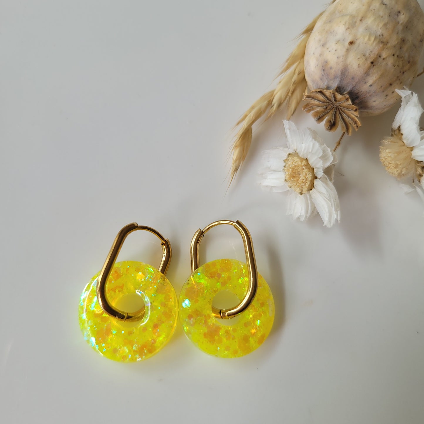 Boucles en résine | Donuts Jaune Fluo