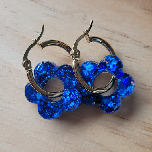 .Boucles en résine | Fleurs Bleu Roi