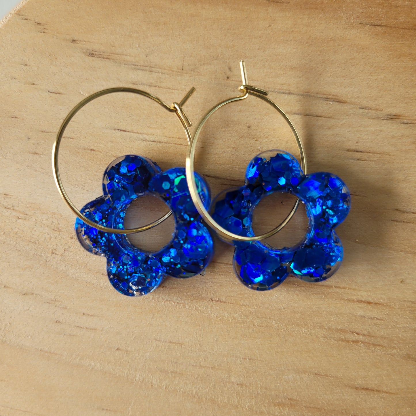 Boucles en résine ENFANT | Fleurs Bleu Roi