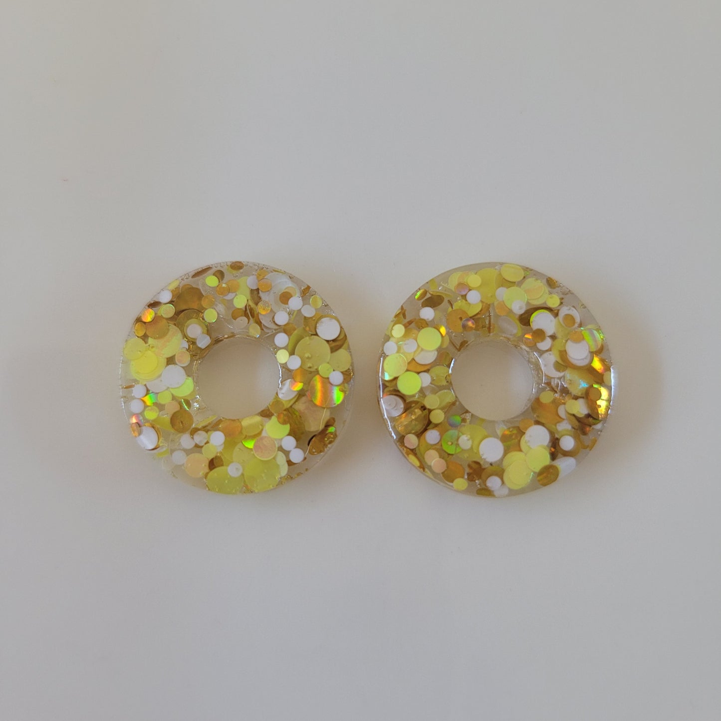 Boucles en résine  | Donuts interchangeables sans attaches  ~ Au choix ~