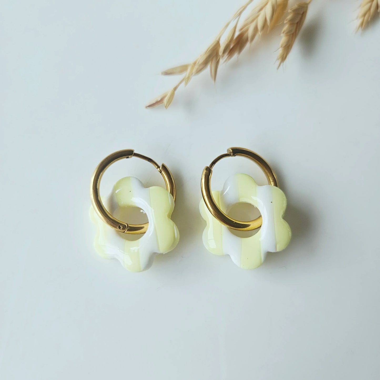 Boucles argile polymère | Pampilles Floréa Jaune et Blanc