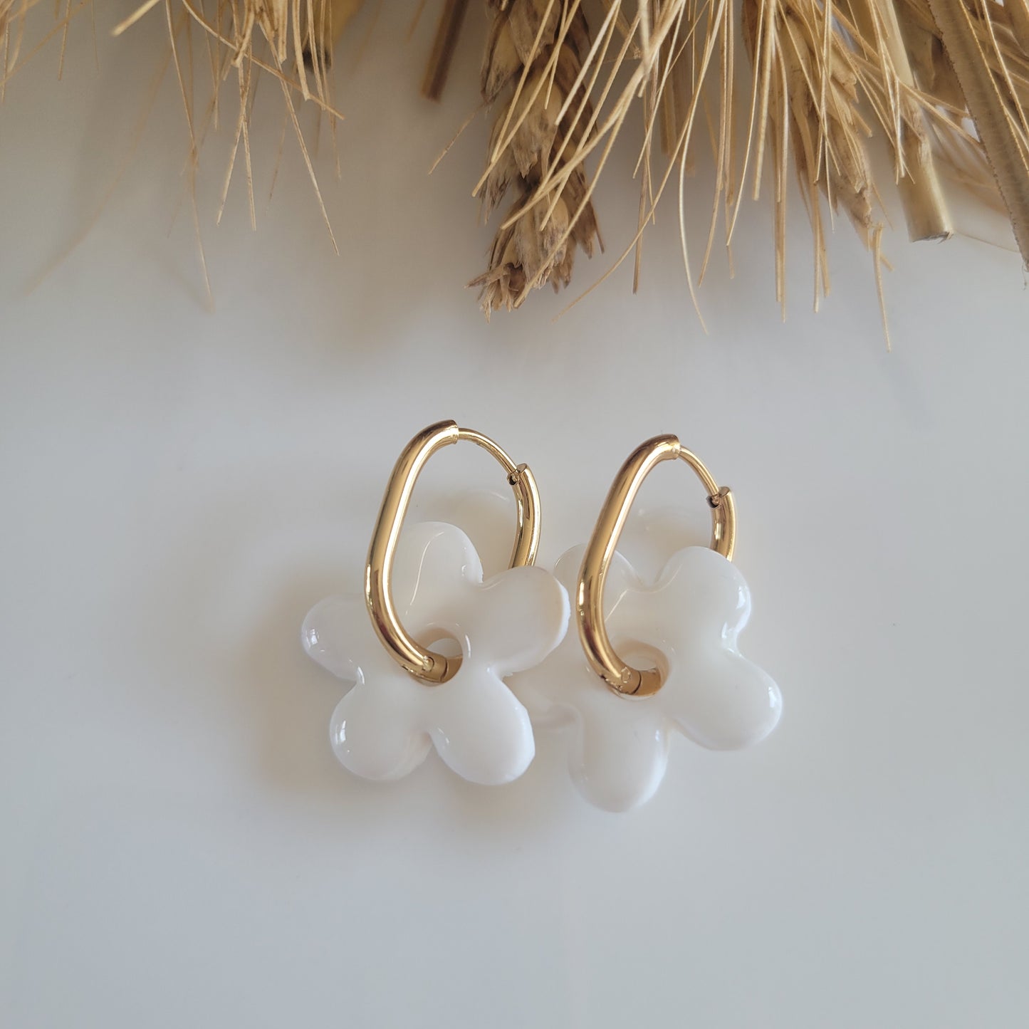 .Boucles argile polymère | Pampilles blanches