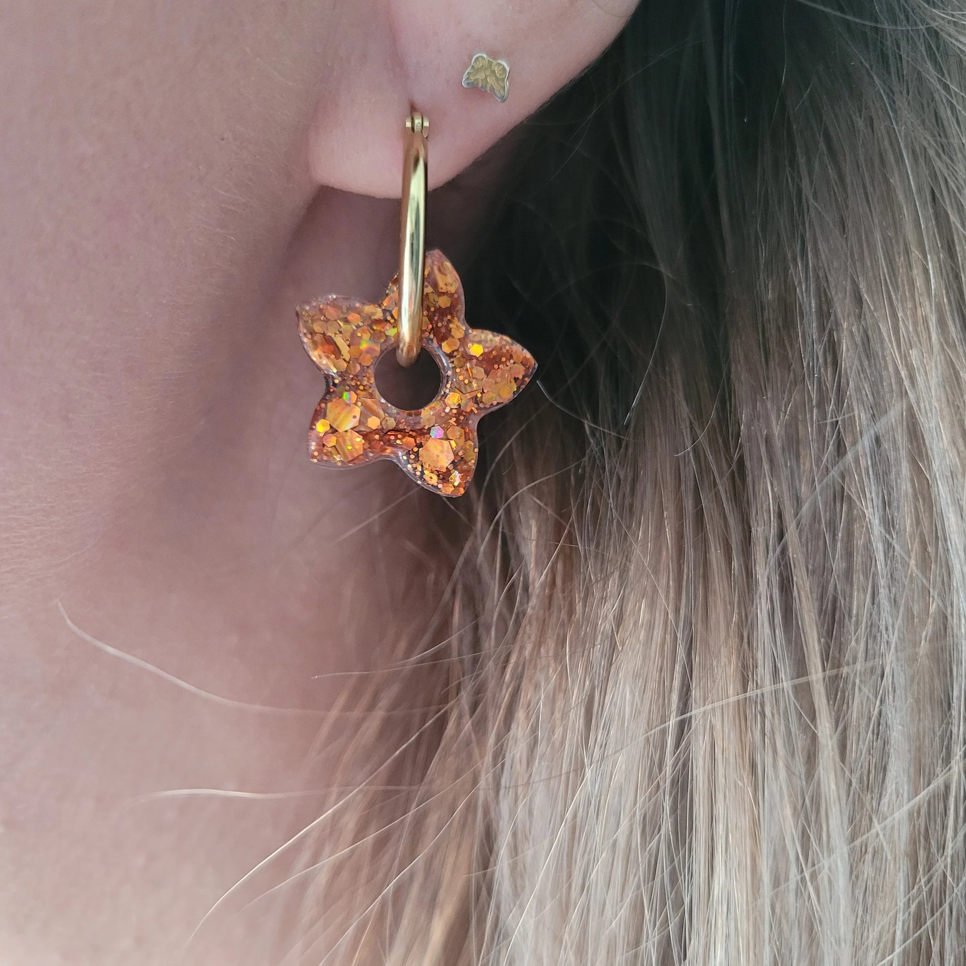 Boucles en résine | Fleurs de Tiaré Orange - L'Atelier de MyMy