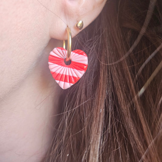 Boucles argile polymère | Cœur sculpté rouge et rose