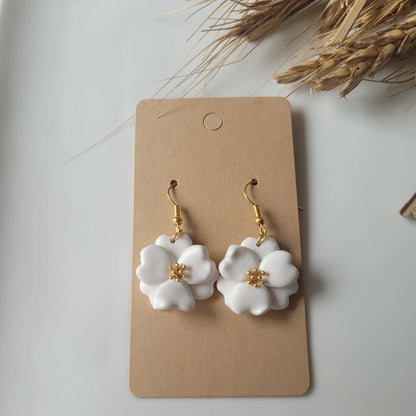 Boucles argile polymère | Éclosion Florale Blanche - L'Atelier de MyMy