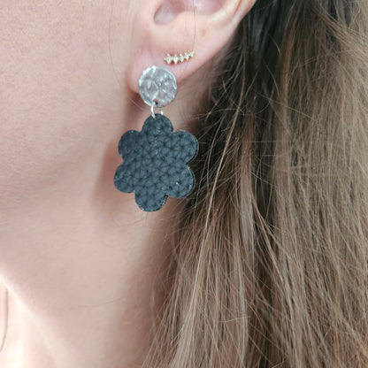 Boucles en Cuir | Fleurs Noir