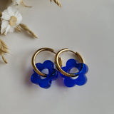 Boucles en résine | Fleurs bleues