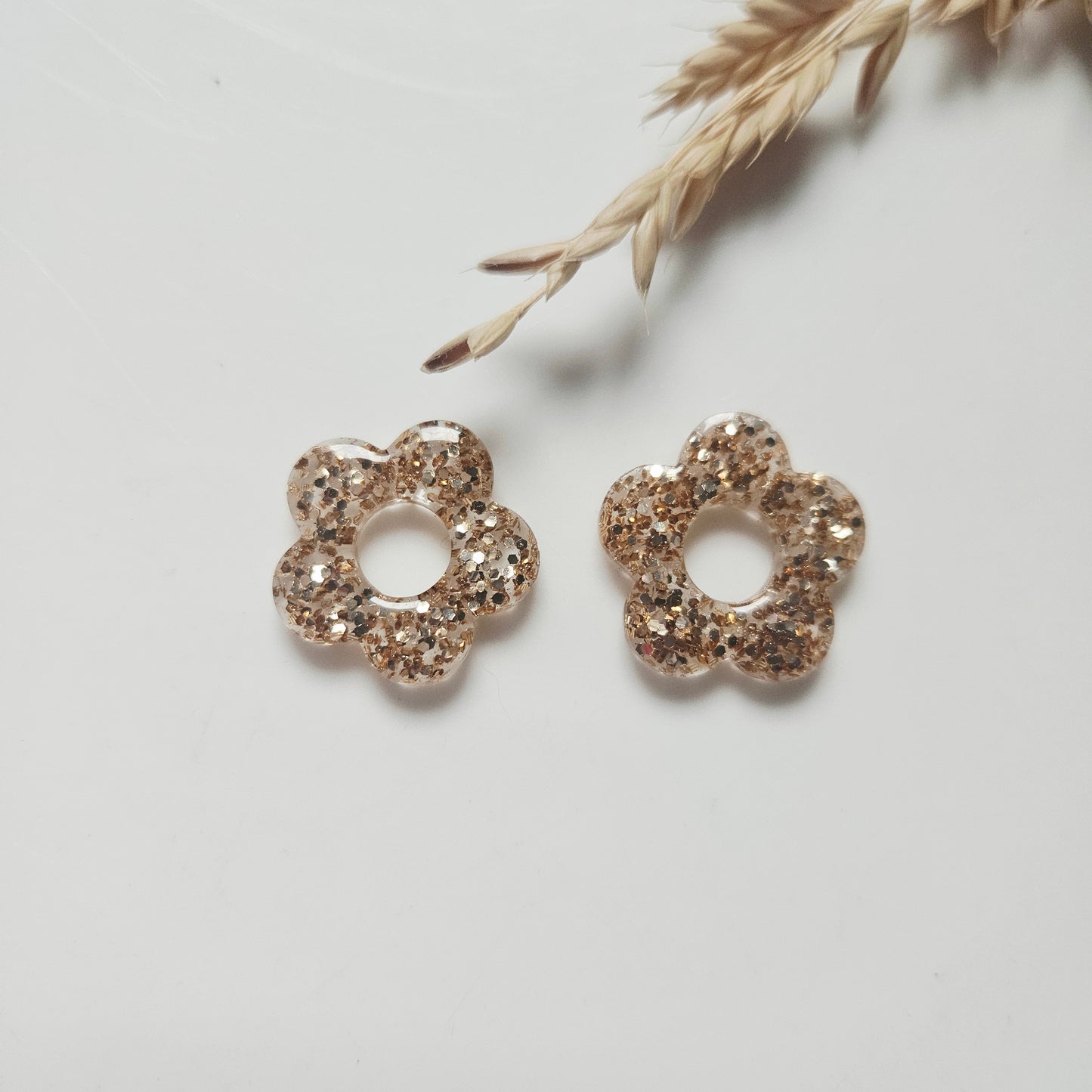 Boucles en résine  | Fleurs interchangeables sans attaches  ~ Au choix ~