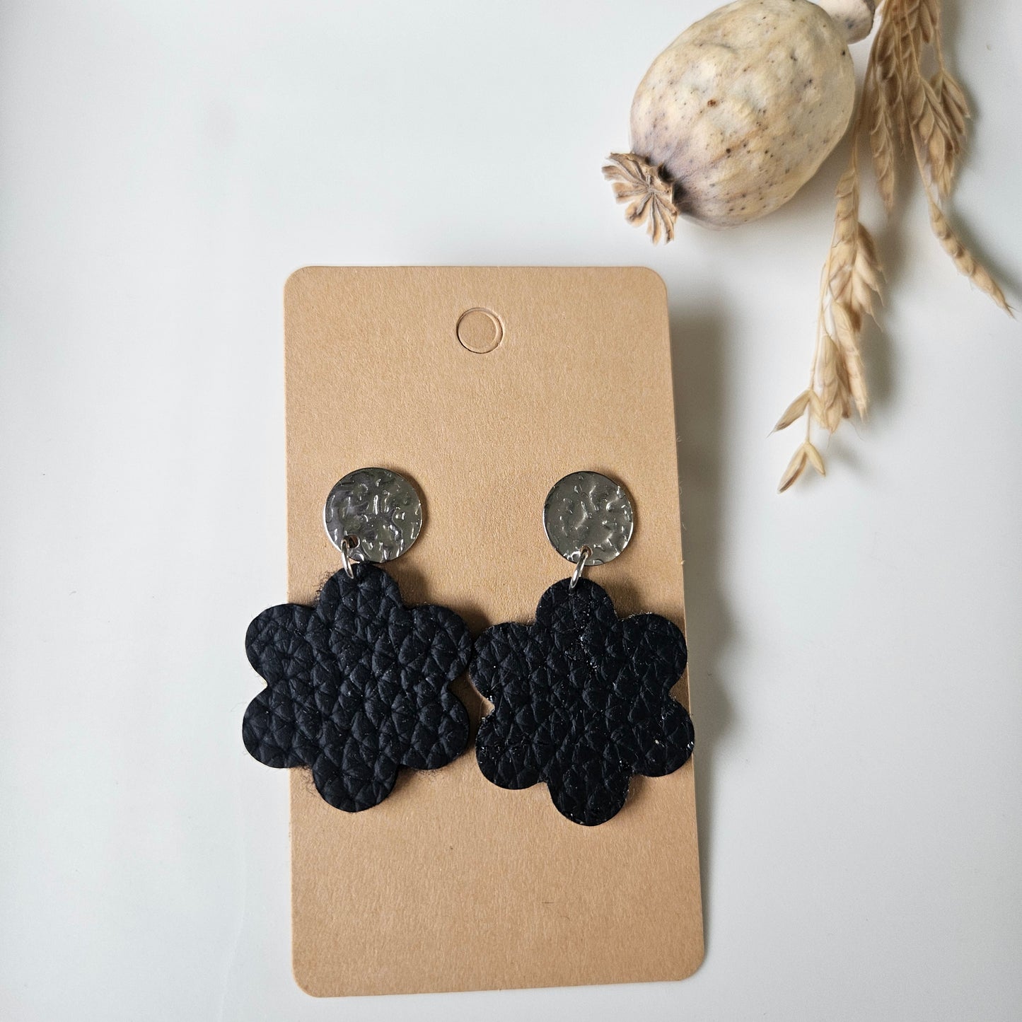 Boucles en Cuir | Fleurs Noir