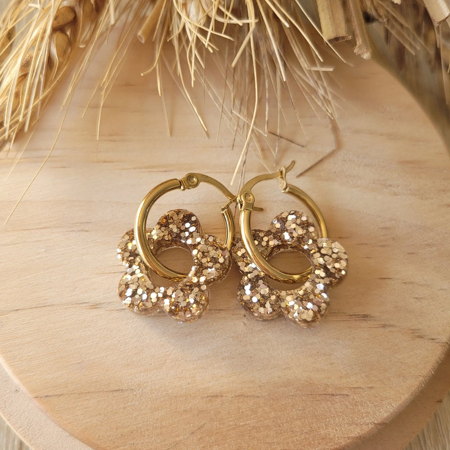 Boucles en résine | Fleurs Champagne - L'Atelier de MyMy