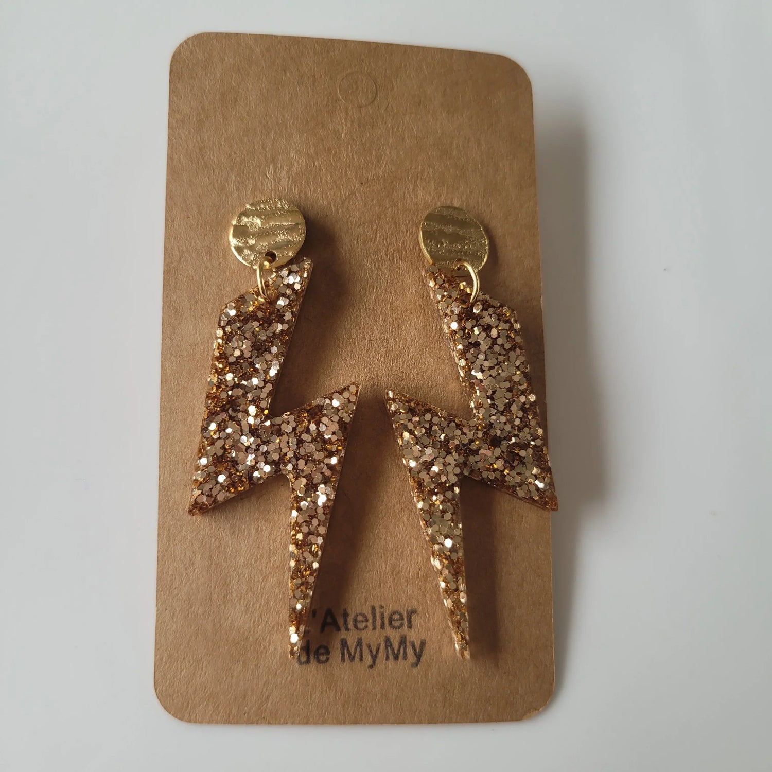 Boucles en résine | Éclairs Dorés - L'Atelier de MyMy