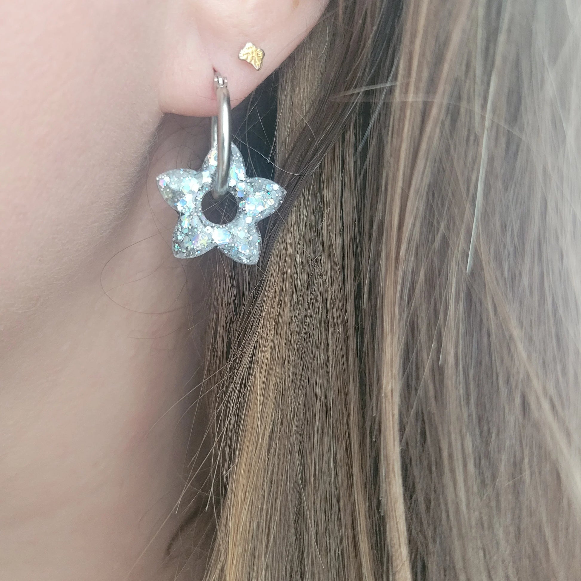 Boucles en résine | Fleurs de Tiaré Argent - L'Atelier de MyMy