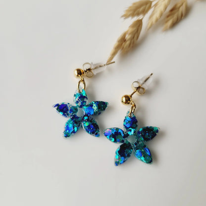 Boucles en résine | Fleurs de Jasmin Bleu Turquoise - L'Atelier de MyMy