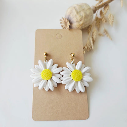 Boucles argile polymère | Pâquerettes
