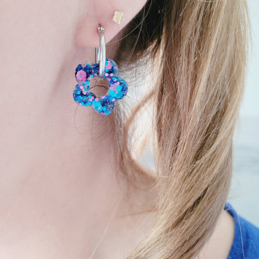 Boucles en résine | Fleurs Bleue et Rose